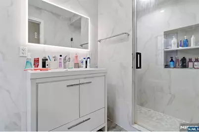 2477 6th Street 1st Floor #1st Floor, Fort Lee, NJ 07024 - Photo 14