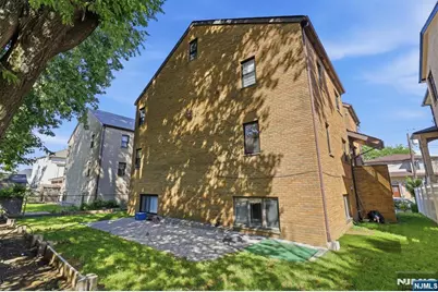 2477 6th Street 1st Floor #1st Floor, Fort Lee, NJ 07024 - Photo 28