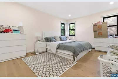 2477 6th Street 1st Floor #1st Floor, Fort Lee, NJ 07024 - Photo 10