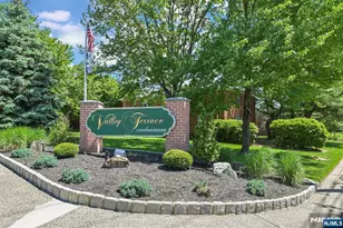 46 Knox Terrace 2A, Wayne, NJ 07470 - Photo 2