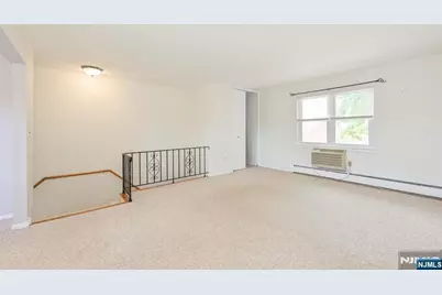 46 Knox Terrace 2A #2A, Wayne, NJ 07470 - Photo 4