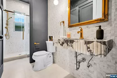 4 Garden Court, Ho Ho Kus, NJ 07423 - Photo 14