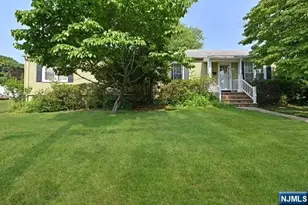173 Walnut St, Northvale, NJ 07647 - Photo 1