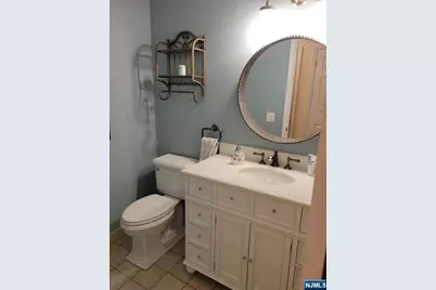 88 Hawthorne Avenue, Park Ridge, NJ 07656 - Photo 8
