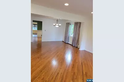 88 Hawthorne Avenue, Park Ridge, NJ 07656 - Photo 6