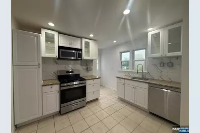 132 Hillside Avenue, Cresskill, NJ 07626 - Photo 4