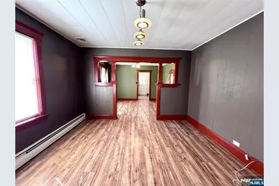 395 Taylor Avenue, Hackensack, NJ 07601 - Photo 8