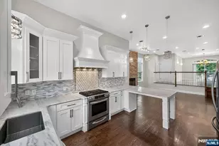 508 2nd Ave 1, Lyndhurst Township, NJ 07071 - Photo 4