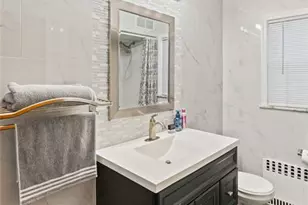 17 Kossuth St, Wallington, NJ 07057 - Photo 10