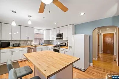 17 Kossuth Street, Wallington, NJ 07057 - Photo 14