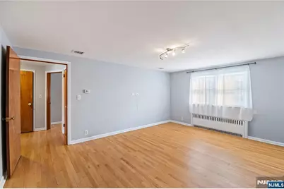 17 Kossuth Street, Wallington, NJ 07057 - Photo 18