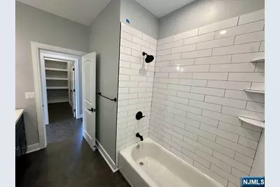 686 Lafayette Avenue, Hawthorne, NJ 07506 - Photo 6