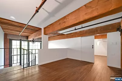 384 Trenton Avenue 3E #3E, Paterson, NJ 07503 - Photo 8