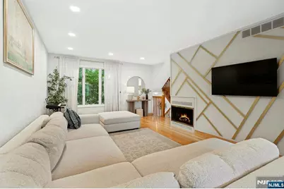 27 Sherwood Court 14 #14, River Edge, NJ 07661 - Photo 6