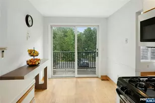 27 Sherwood Ct 14, River Edge, NJ 07661 - Photo 14
