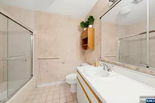 27 Sherwood Ct 14, River Edge, NJ 07661 - Photo 26