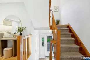 27 Sherwood Ct 14, River Edge, NJ 07661 - Photo 4