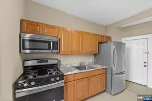9017 Bergenwood Ave 2, North Bergen, NJ 07047 - Photo 10