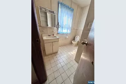 268 Washington Place, Englewood, NJ 07631 - Photo 20
