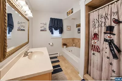54 Haverhill Avenue, Woodland Park, NJ 07424 - Photo 6