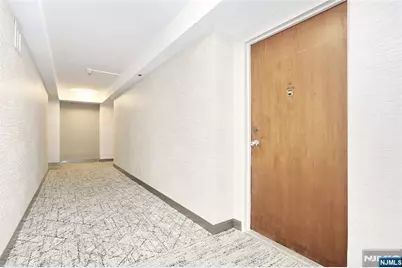 770 Anderson Avenue 5F #5F, Cliffside Park, NJ 07010 - Photo 8