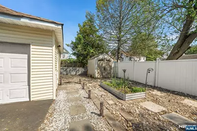 201 Prospect Street, Englewood, NJ 07631 - Photo 28