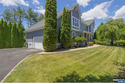 11 Gates Place, Wayne, NJ 07470 - Photo 1