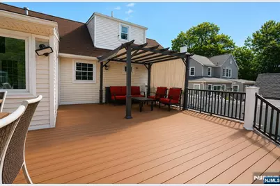 141 Coeyman Avenue, Nutley, NJ 07110 - Photo 14