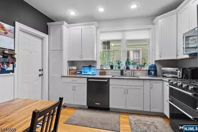 129 Claremont Avenue 2 #2, Montclair, NJ 07042 - Photo 12