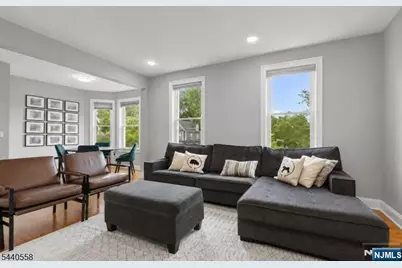 129 Claremont Avenue 2 #2, Montclair, NJ 07042 - Photo 10