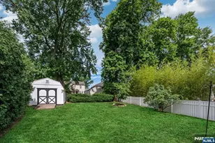 799 Millbrook Rd, River Edge, NJ 07661 - Photo 32