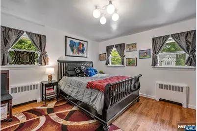 799 Millbrook Road, River Edge, NJ 07661 - Photo 20