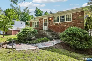 35 Knickerbocker Rd, Closter, NJ 07624 - Photo 1
