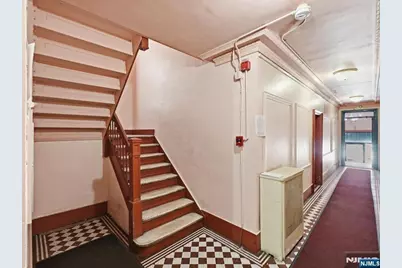 141 Duncan Avenue 6 #6, Jersey City, NJ 07306 - Photo 20