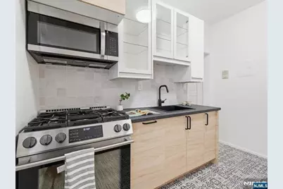 141 Duncan Avenue 6 #6, Jersey City, NJ 07306 - Photo 14