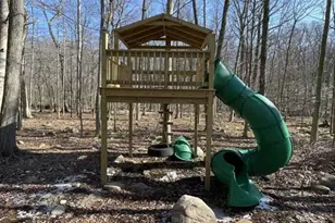60 Eileen Dr, Mahwah, NJ 07430 - Photo 22