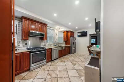 43 Brighton Avenue, East Orange, NJ 07017 - Photo 14