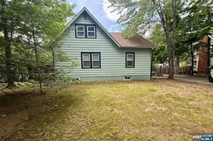 131 W Ramapo Ave, Mahwah, NJ 07430 - Photo 18
