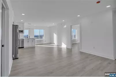 2601 Jane Street P404 #P404, North Bergen, NJ 07047 - Photo 6
