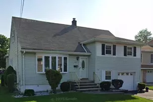 533 Sollas Ct, Lyndhurst Township, NJ 07071 - Photo 1
