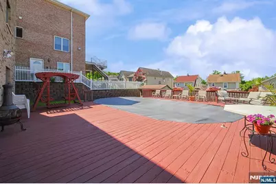 330 E Ruby Avenue, Palisades Park, NJ 07650 - Photo 32