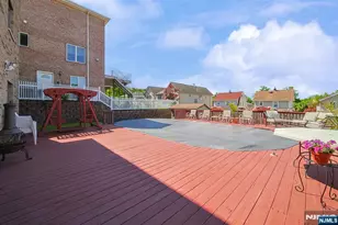 330 E Ruby Ave, Palisades Park, NJ 07650 - Photo 32