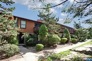 3 Brookside Heights 3I, Wanaque, NJ 07465 - Photo 2