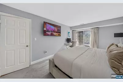 513 Windsor Drive, Palisades Park, NJ 07650 - Photo 34