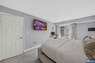 513 Windsor Dr, Palisades Park, NJ 07650 - Photo 34