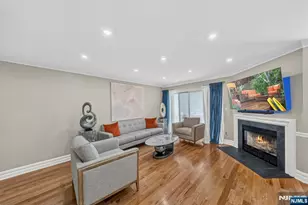 513 Windsor Dr, Palisades Park, NJ 07650 - Photo 4