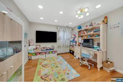 573 Kearney, Cliffside Park, NJ 07010 - Photo 24