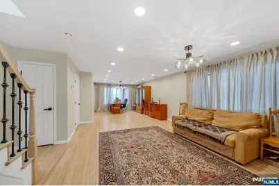 573 Kearney, Cliffside Park, NJ 07010 - Photo 6