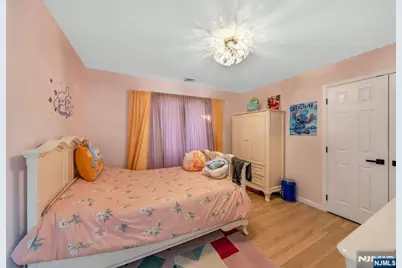 573 Kearney, Cliffside Park, NJ 07010 - Photo 16