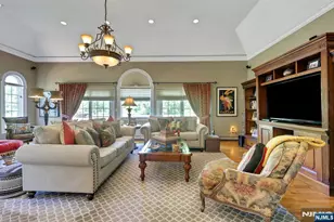 63 Pleasant Ave, Upper Saddle River, NJ 07458 - Photo 18